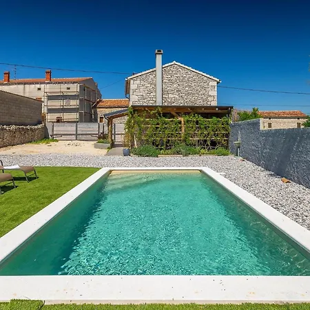 Hébergement de vacances Cozy In With 2 Bedrooms